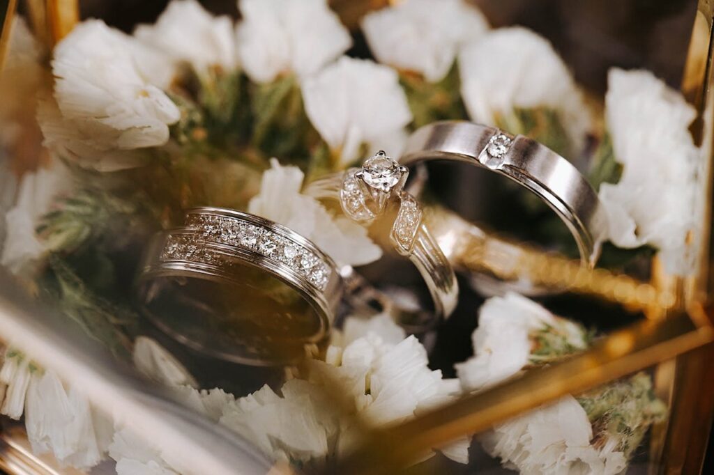 Was ist der beste Juwelier in Regensburg? 123Gold Regensburg & Co. im Vergleich 9 Ringe für Hochzeit