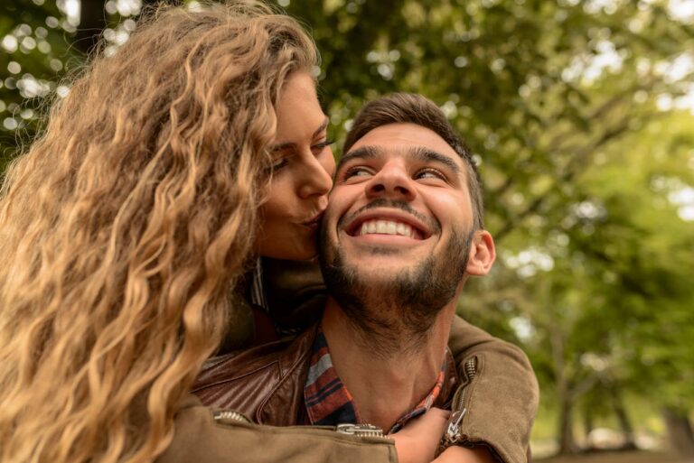 Partnerringe mit Gravur online kaufen – Darauf sollten Sie achten!